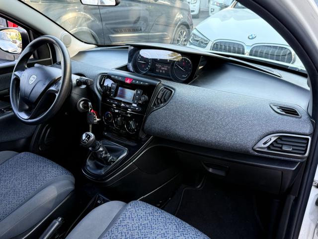 LANCIA Ypsilon usata, con ESP