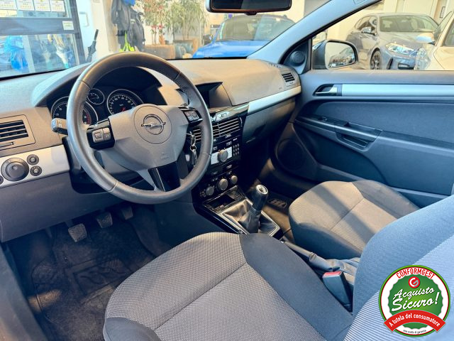 OPEL Astra usata, con Cerchi in lega