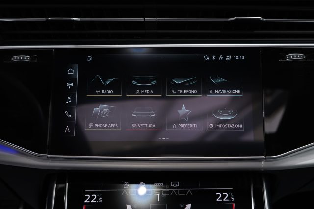 AUDI Q8 usata, con Autoradio digitale