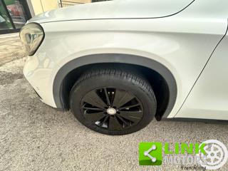 MERCEDES-BENZ GLA 180 usata 17