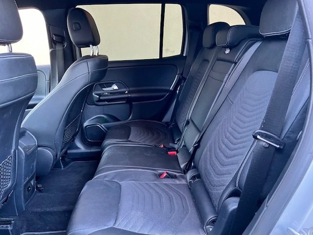 MERCEDES-BENZ GLB 180 usata, con Cerchi in lega