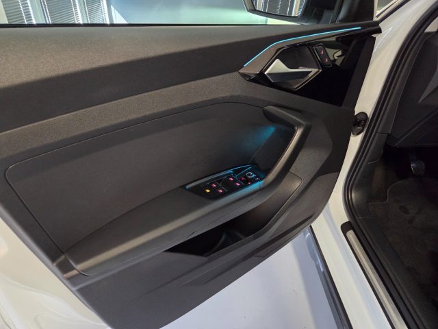 AUDI A1 usata, con USB