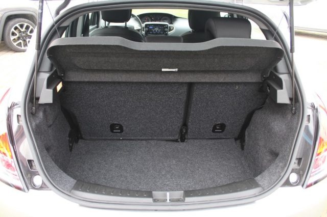 LANCIA Ypsilon usata, con Chiusura centralizzata