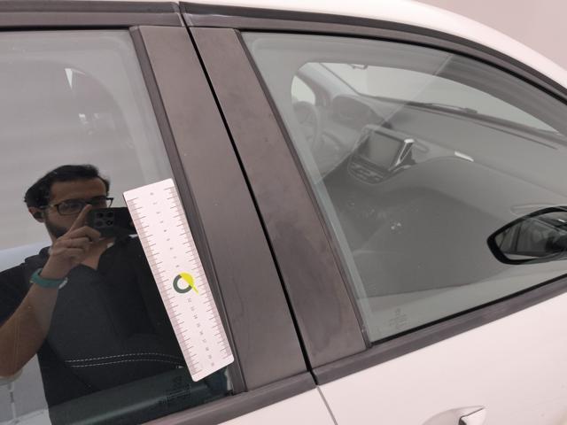 PEUGEOT 208 usata, con Airbag testa