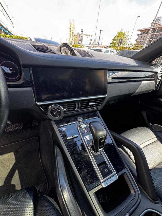 PORSCHE Cayenne usata, con Chiusura centralizzata