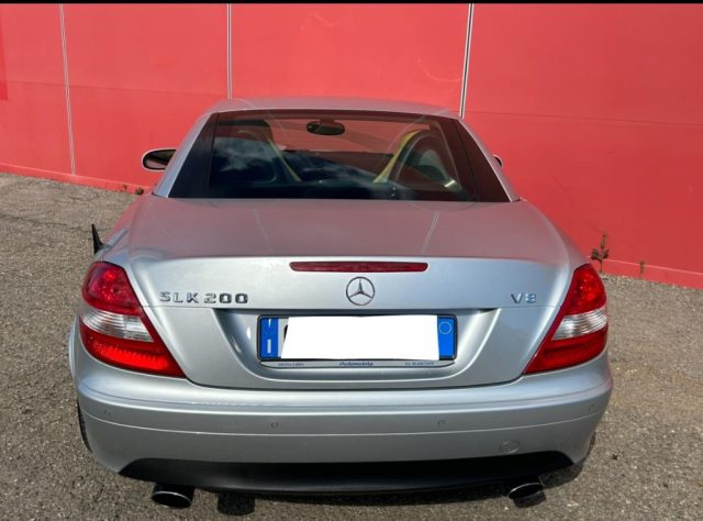 MERCEDES-BENZ SLK 200 usata, con Airbag