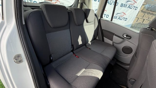 RENAULT Modus usata, con Autoradio