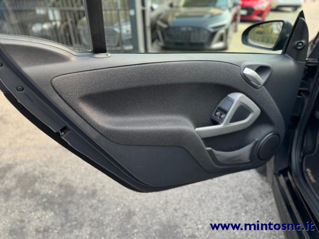 SMART ForTwo usata, con USB