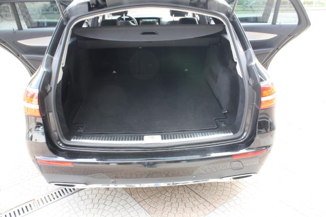 MERCEDES-BENZ E 220 usata, con Immobilizzatore elettronico