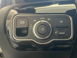 MERCEDES-BENZ A 200 usata, con Frenata d