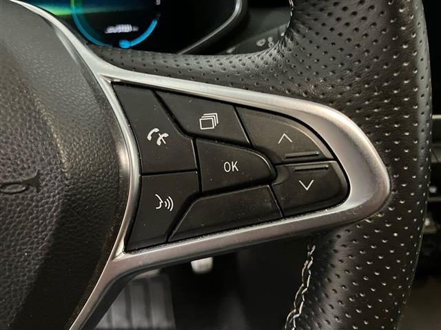 RENAULT Clio usata, con Sensori di parcheggio anteriori