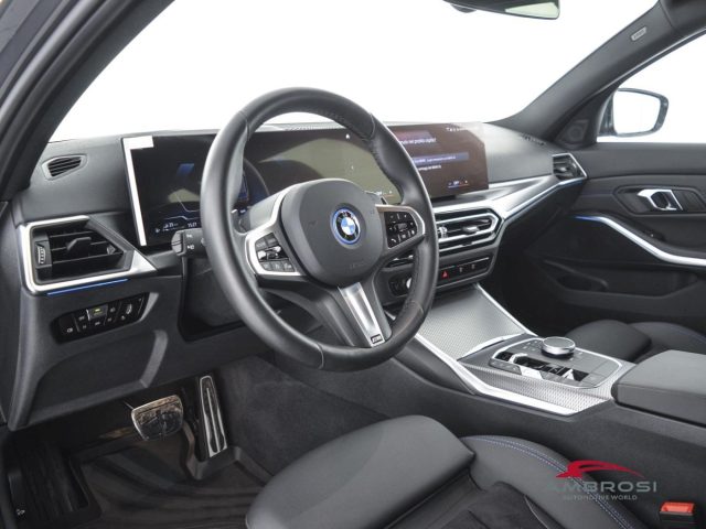 BMW 330 usata 7