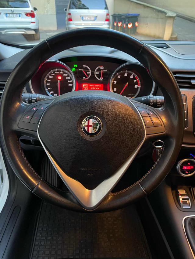 ALFA ROMEO Giulietta usata, con ESP