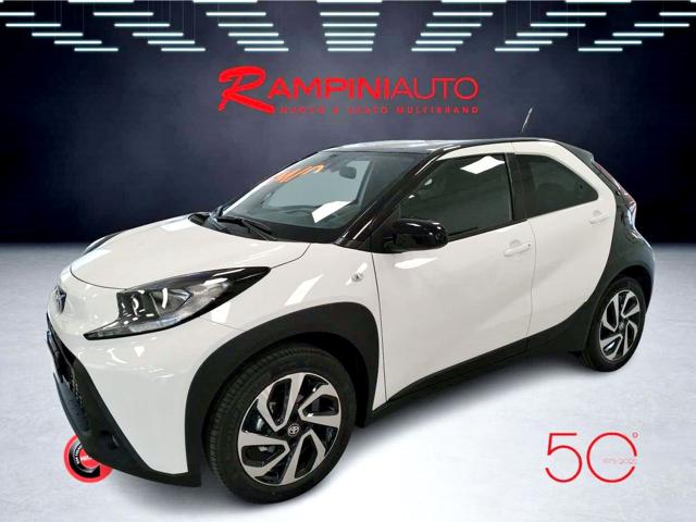 TOYOTA Aygo X usata 11