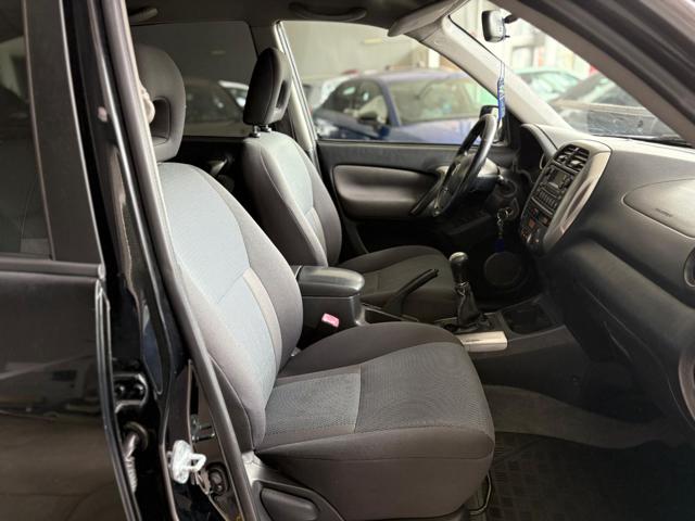 TOYOTA RAV 4 usata, con Volante multifunzione