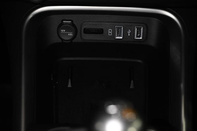 JEEP Avenger usata, con Park Distance Control
