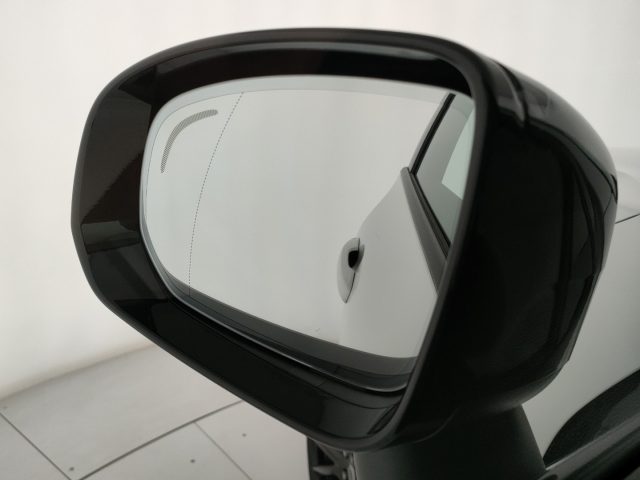 VOLVO XC60 usata, con Volante in pelle