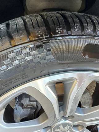 PEUGEOT 208 usata, con Servosterzo