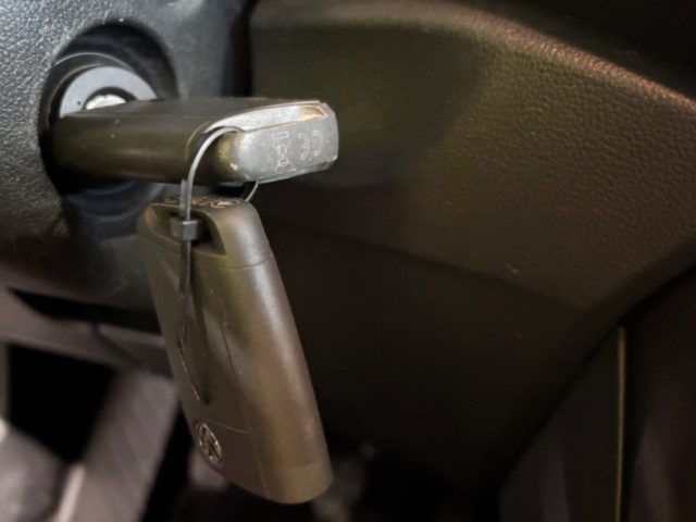 VOLKSWAGEN T-Roc usata, con Autoradio