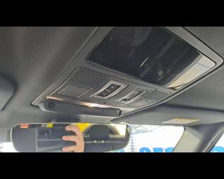 LAND ROVER Defender usata, con Blind spot monitor
