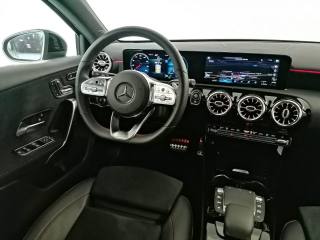 MERCEDES-BENZ A 200 usata, con Climatizzatore