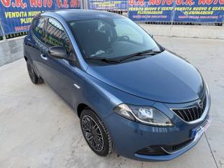 LANCIA Ypsilon usata, con Autoradio