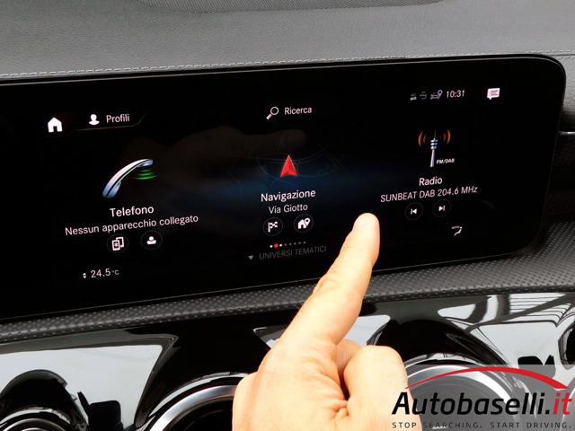 MERCEDES-BENZ CLA 200 usata, con Telecamera per parcheggio assistito