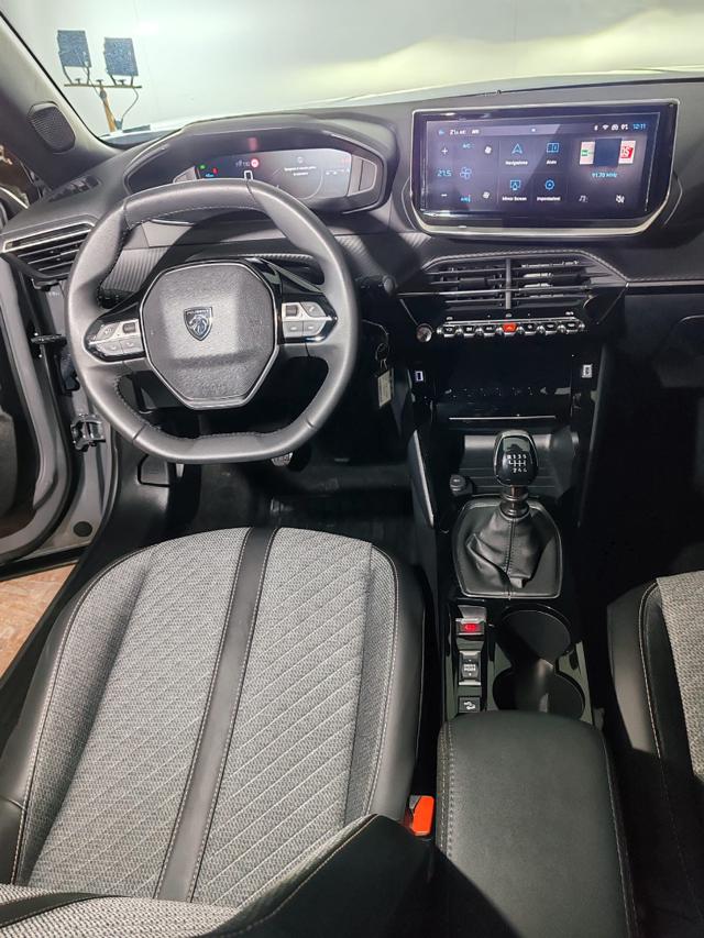 PEUGEOT 2008 usata, con Park Distance Control