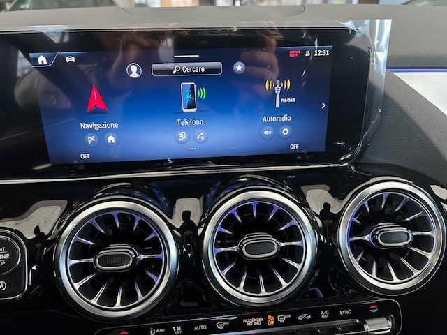 MERCEDES-BENZ GLA 200 usata, con Cruise Control