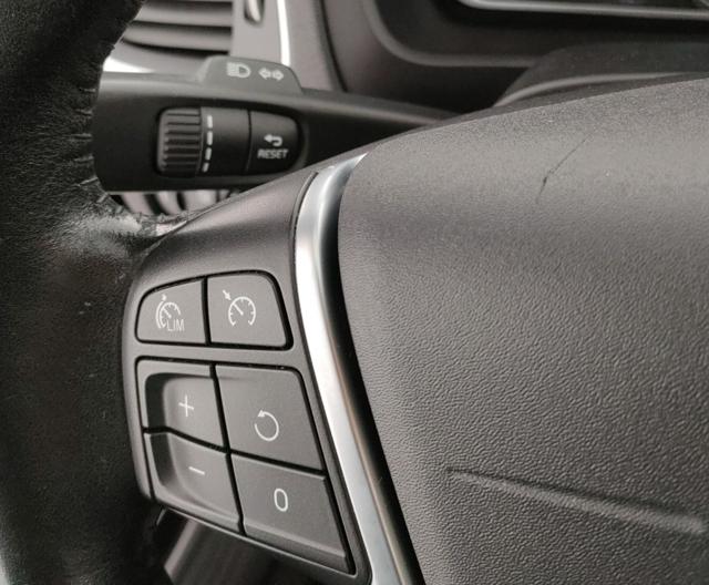 VOLVO V40 usata, con Filtro antiparticolato