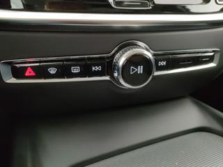 VOLVO V60 usata, con Touch screen