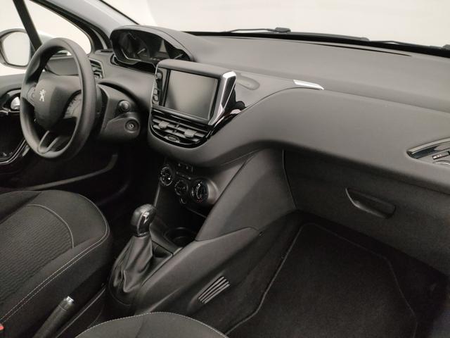 PEUGEOT 208 usata, con Luci diurne
