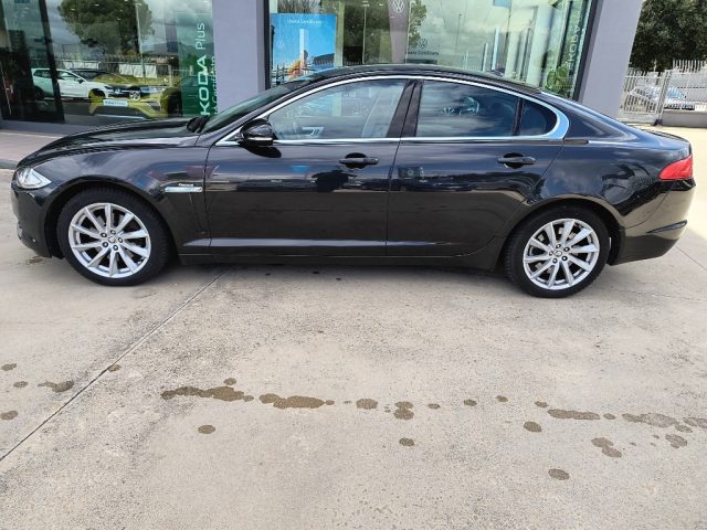 JAGUAR XF usata, con Airbag