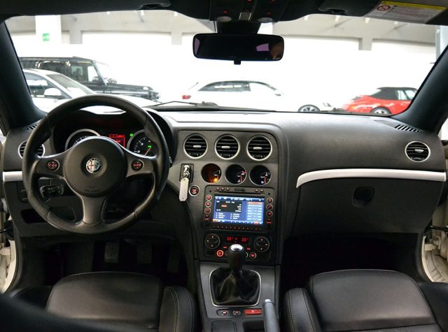 ALFA ROMEO Brera usata, con Autoradio