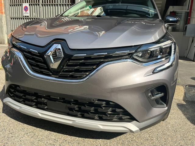 RENAULT Captur usata, con Park Distance Control