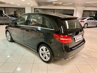 MERCEDES-BENZ B 180 usata, con Autoradio