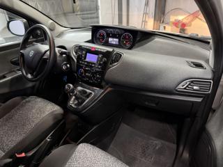 LANCIA Ypsilon usata, con Controllo trazione