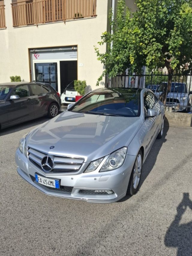 MERCEDES-BENZ E 250 usata, con Airbag
