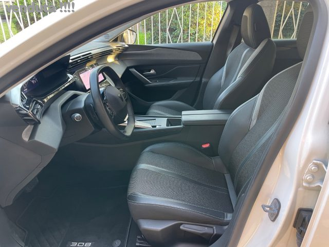 PEUGEOT 308 usata, con Sistema di navigazione