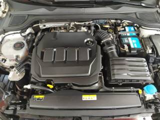 VOLKSWAGEN Golf usata, con Controllo elettronico della corsia