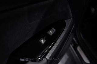 KIA Sportage usata, con Sensori di parcheggio posteriori