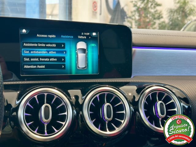 MERCEDES-BENZ CLA 180 usata, con Sistema di navigazione