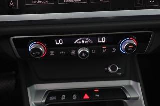 AUDI Q3 usata 11