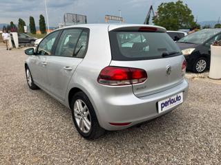 VOLKSWAGEN Golf usata, con Autoradio