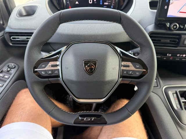 PEUGEOT Rifter usata, con Bracciolo