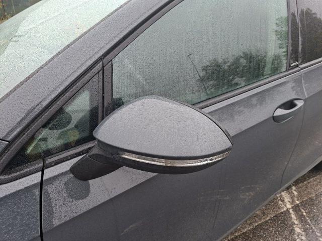 VOLKSWAGEN Golf usata, con Sensori di parcheggio posteriori