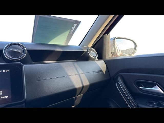DACIA Duster usata 13