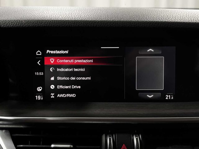 ALFA ROMEO Stelvio usata, con Sensori di parcheggio posteriori
