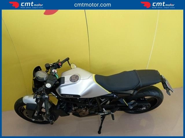 HUSQVARNA Vitpilen 701 usata 6