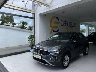 VOLKSWAGEN T-Roc 2.0 TDI SCR 150 CV DSG Life tua da ?269,00 mensili